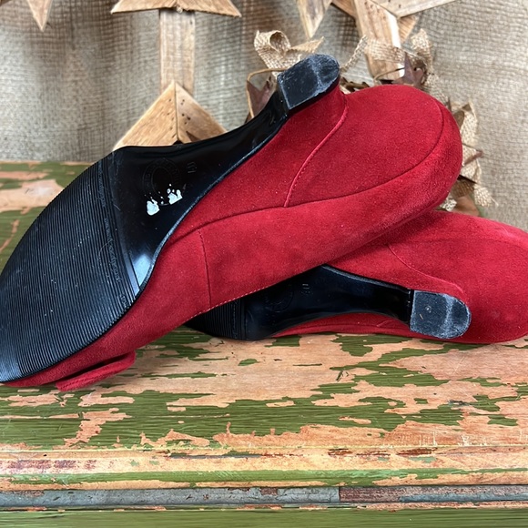 Bravo Browns Suede Shoes - Picture 9 of 9